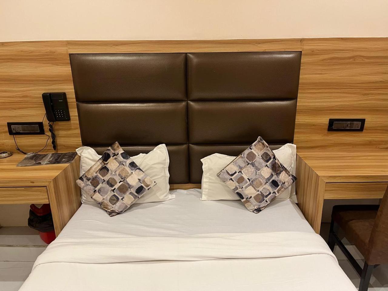Hotel Shahi Darbar Terminal-2 - Mumbai — Photos 3
